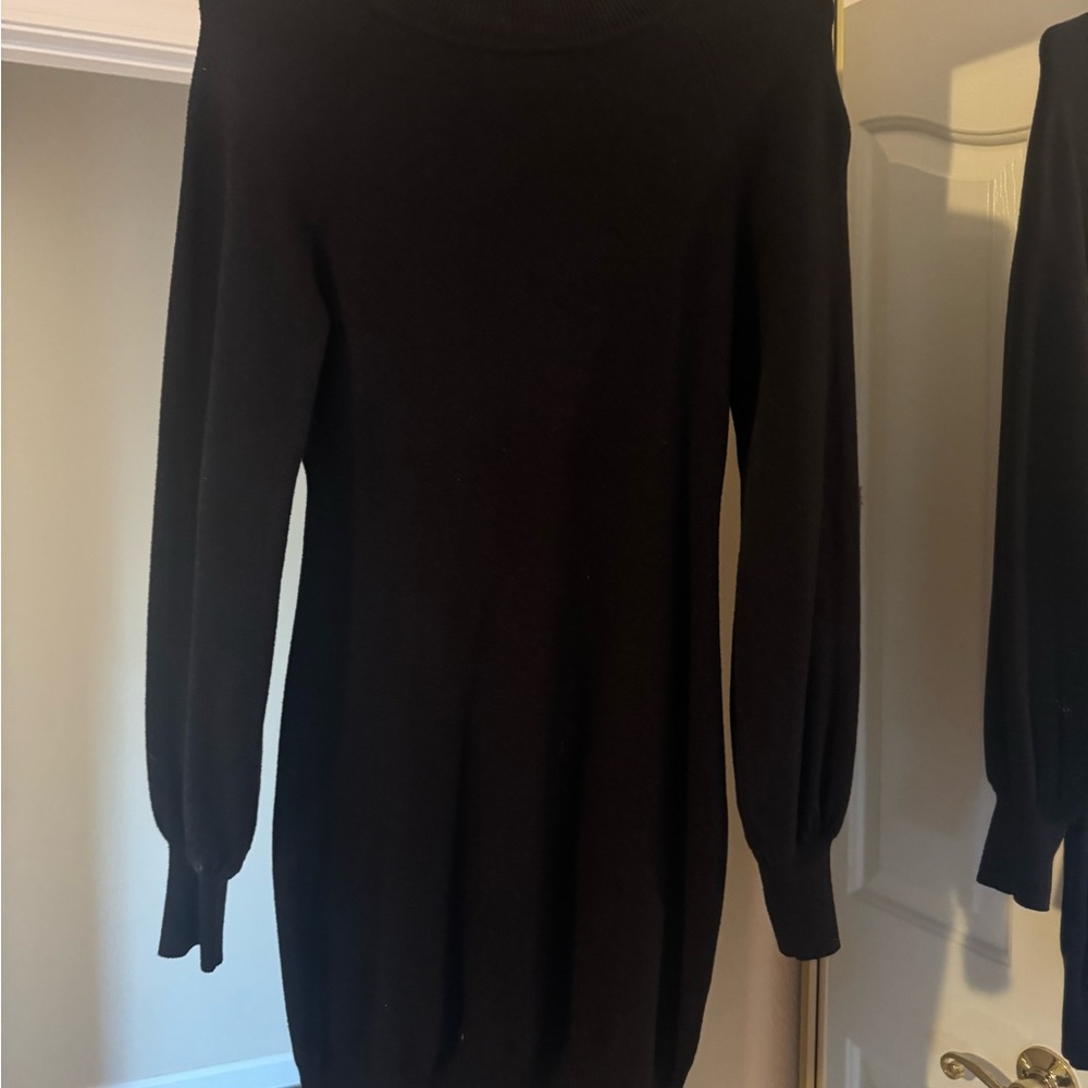Elegant Black Long Sleeve Dress